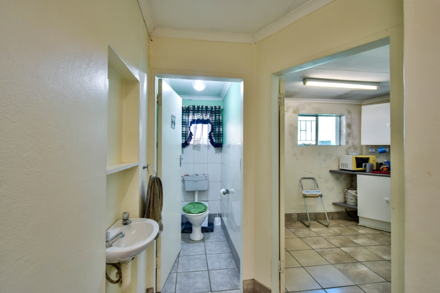 4 Bedroom Property for Sale in Garsfontein Gauteng