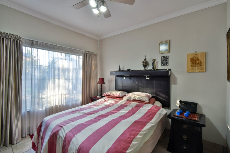 4 Bedroom Property for Sale in Garsfontein Gauteng
