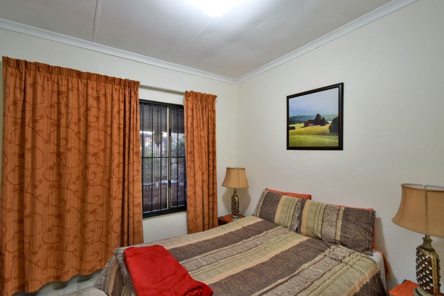 4 Bedroom Property for Sale in Garsfontein Gauteng