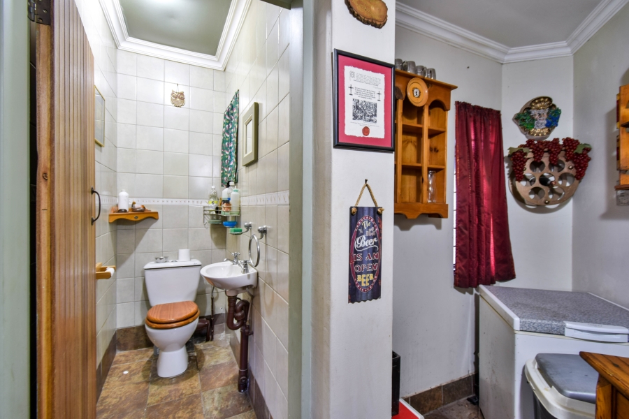 4 Bedroom Property for Sale in Garsfontein Gauteng