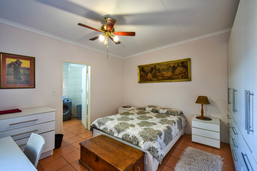 4 Bedroom Property for Sale in Garsfontein Gauteng