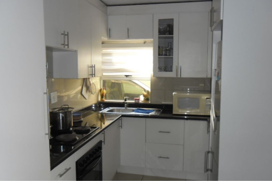5 Bedroom Property for Sale in Zondi Gauteng