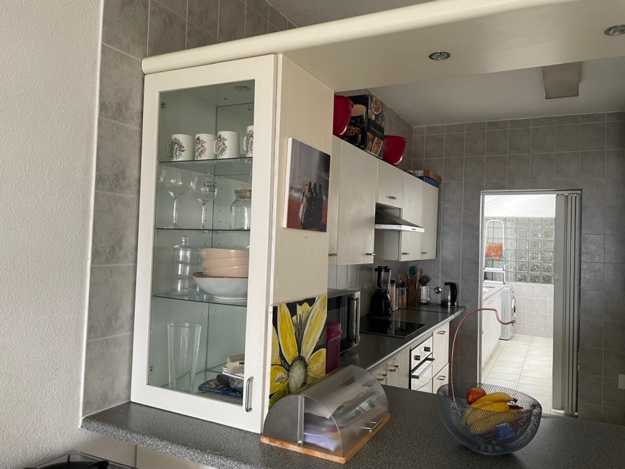 3 Bedroom Property for Sale in Northcliff Gauteng