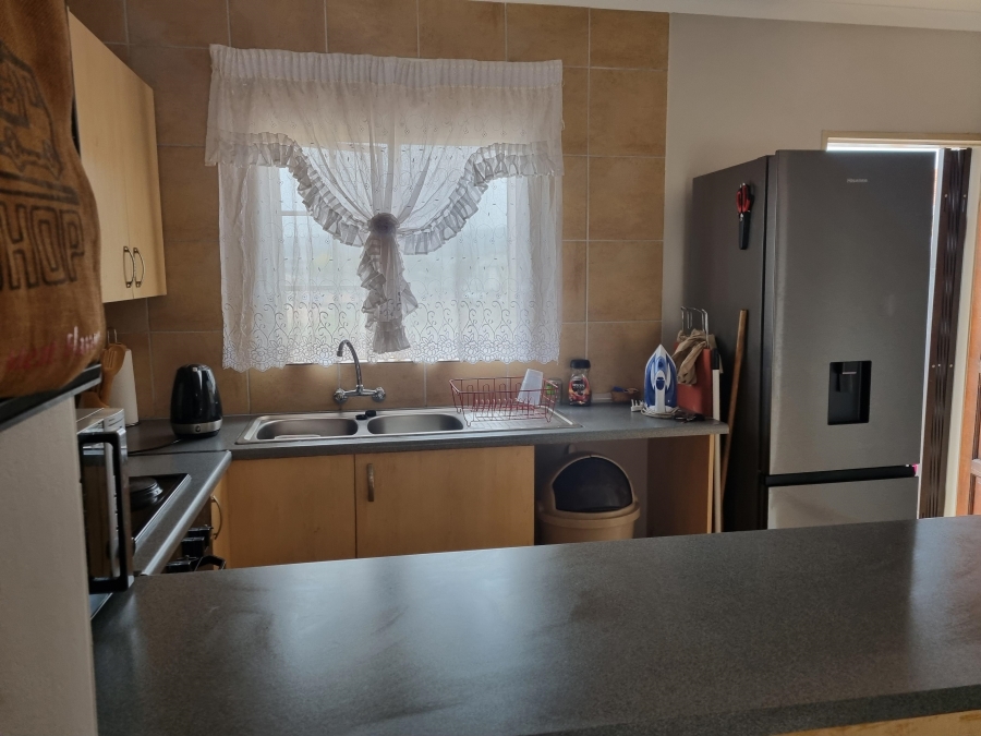1 Bedroom Property for Sale in Newmark Estate Gauteng