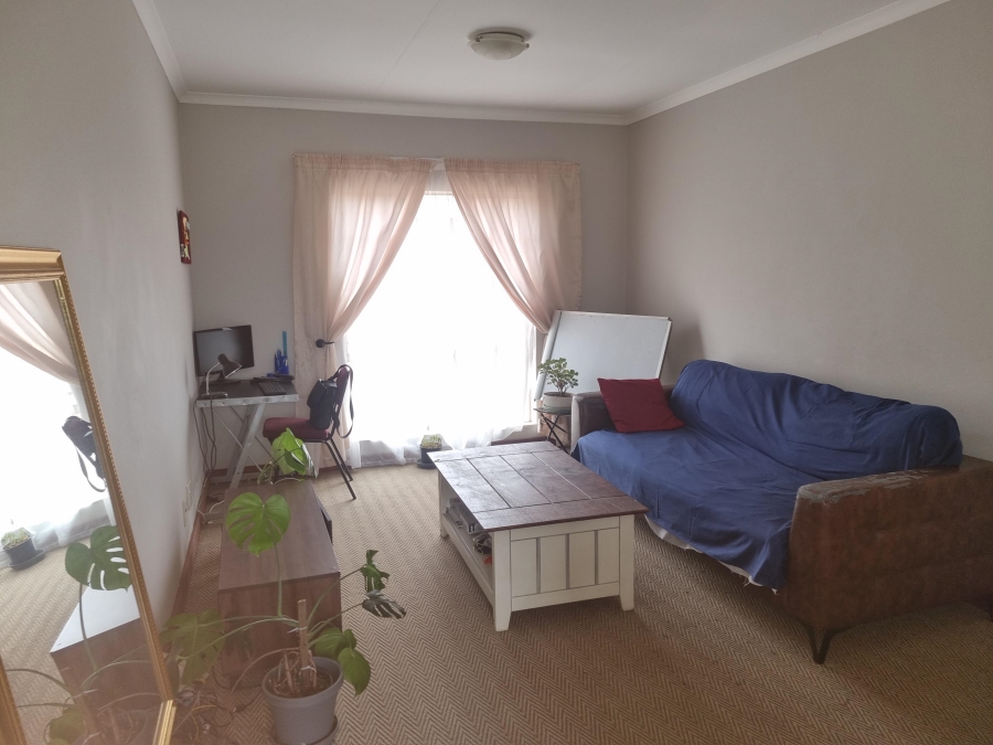 1 Bedroom Property for Sale in Newmark Estate Gauteng