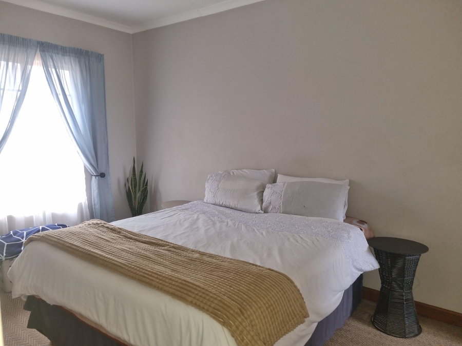 1 Bedroom Property for Sale in Newmark Estate Gauteng