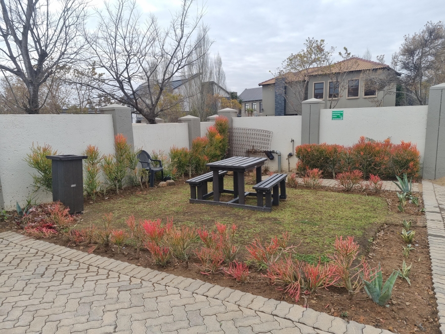 1 Bedroom Property for Sale in Newmark Estate Gauteng