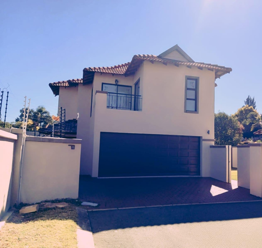 To Let 3 Bedroom Property for Rent in Strubensvallei Gauteng