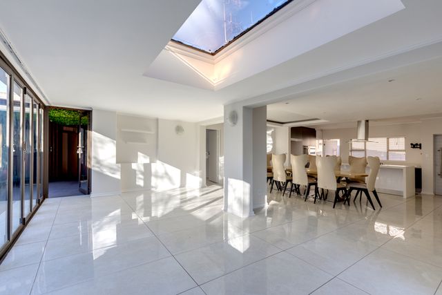To Let 4 Bedroom Property for Rent in Morningside Gauteng