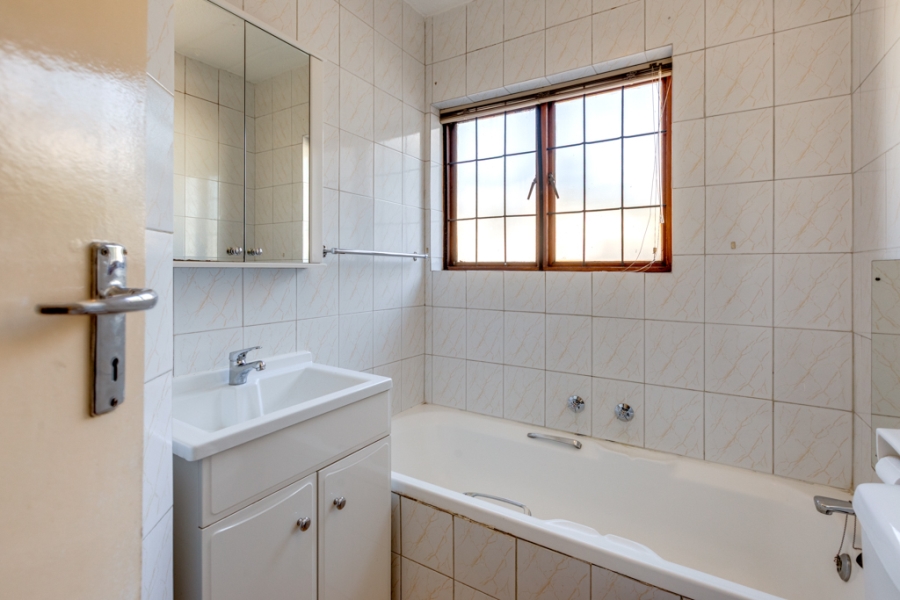 To Let 1 Bedroom Property for Rent in Morningside Gauteng