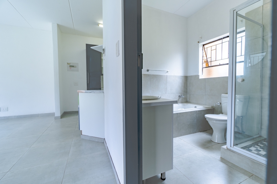 To Let 2 Bedroom Property for Rent in Allens Nek Gauteng