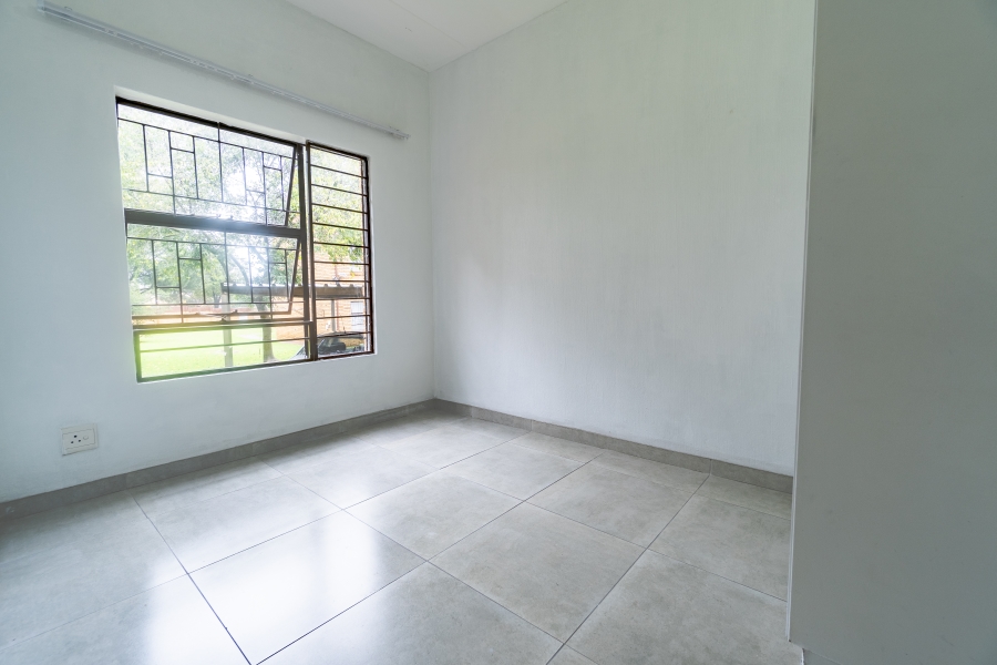 To Let 2 Bedroom Property for Rent in Allens Nek Gauteng