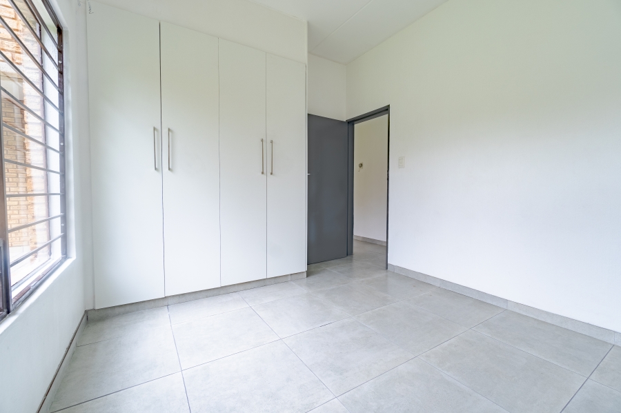To Let 2 Bedroom Property for Rent in Allens Nek Gauteng