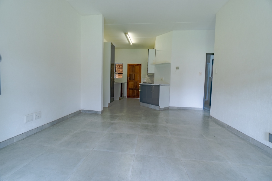 To Let 2 Bedroom Property for Rent in Allens Nek Gauteng