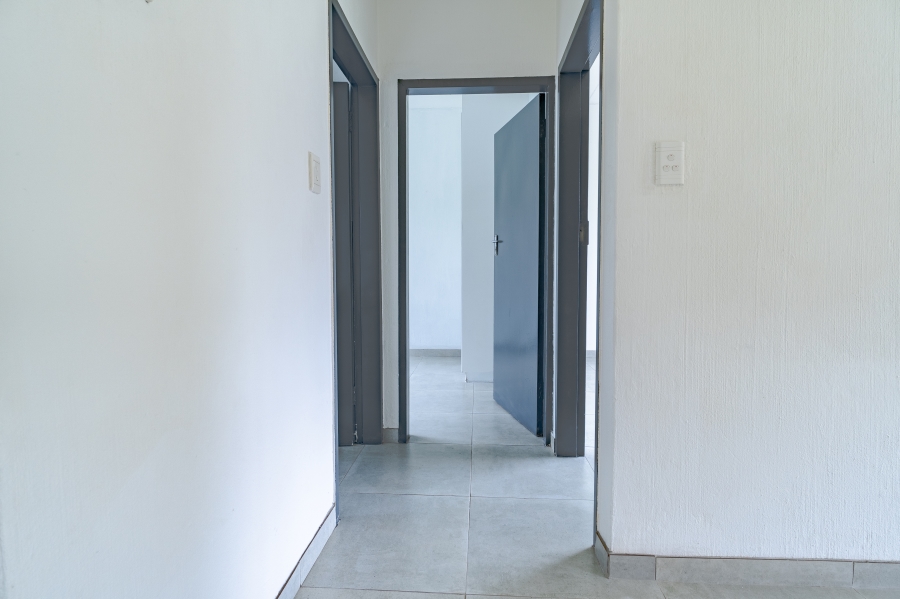 To Let 2 Bedroom Property for Rent in Allens Nek Gauteng