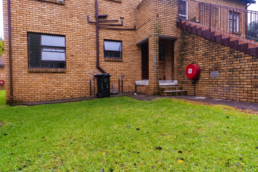 To Let 2 Bedroom Property for Rent in Allens Nek Gauteng