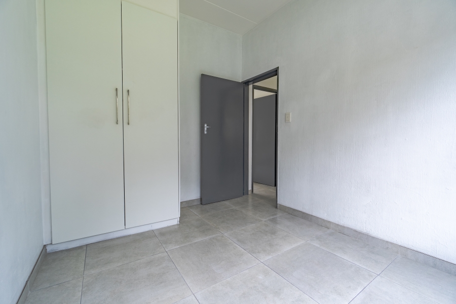 To Let 2 Bedroom Property for Rent in Allens Nek Gauteng