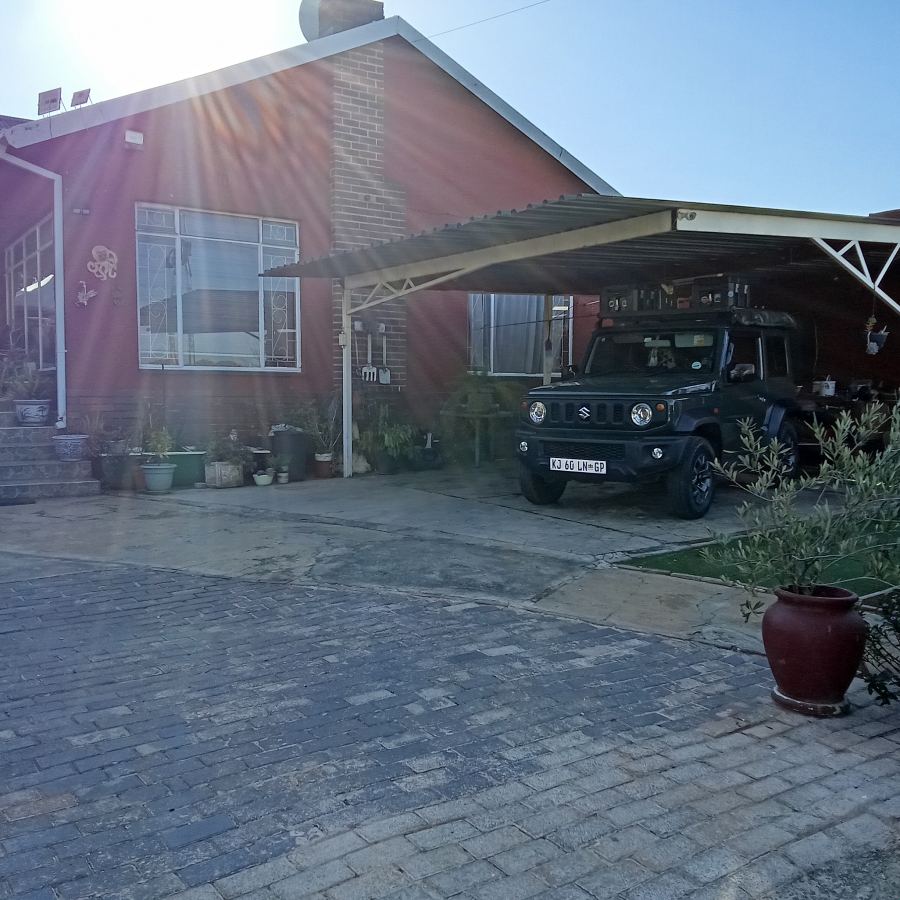 3 Bedroom Property for Sale in Roodepoort North Gauteng