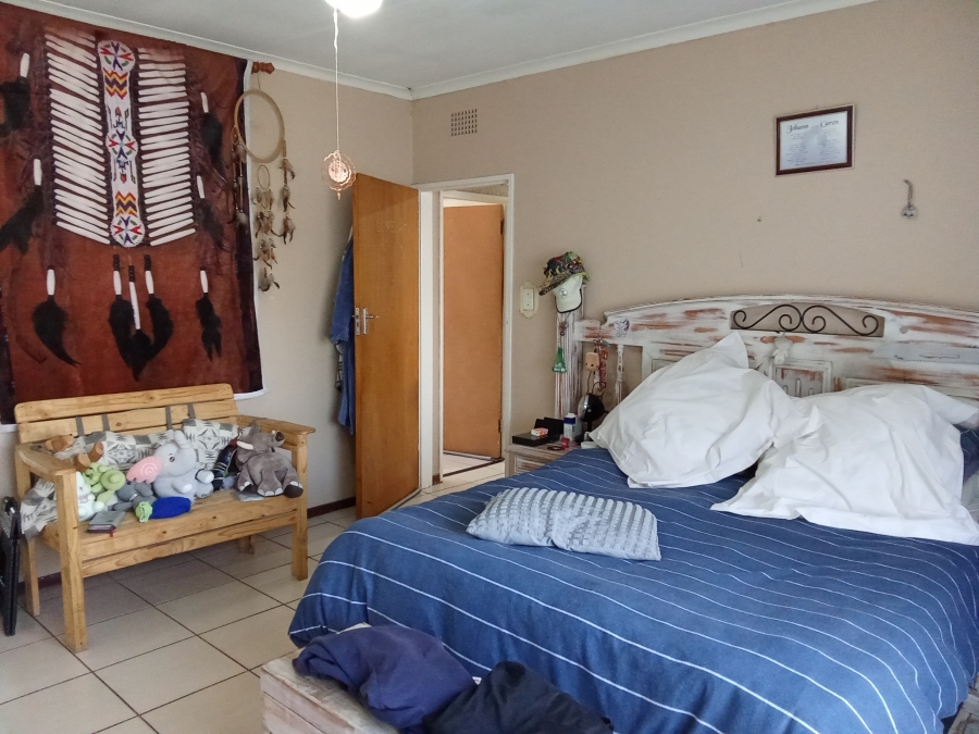 3 Bedroom Property for Sale in Roodepoort North Gauteng