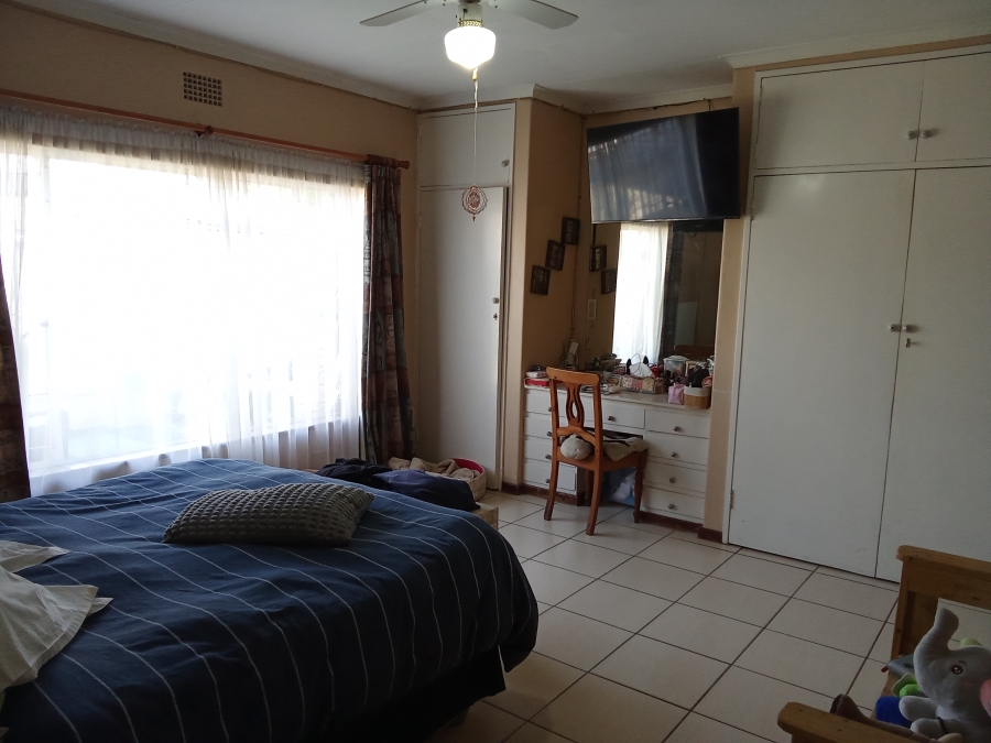 3 Bedroom Property for Sale in Roodepoort North Gauteng
