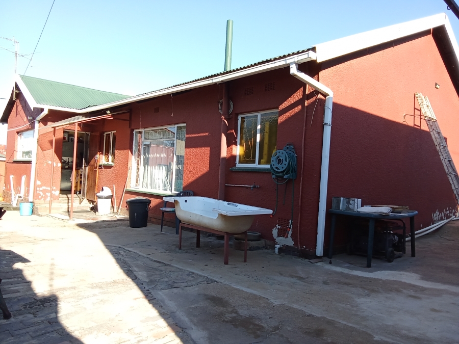 3 Bedroom Property for Sale in Roodepoort North Gauteng