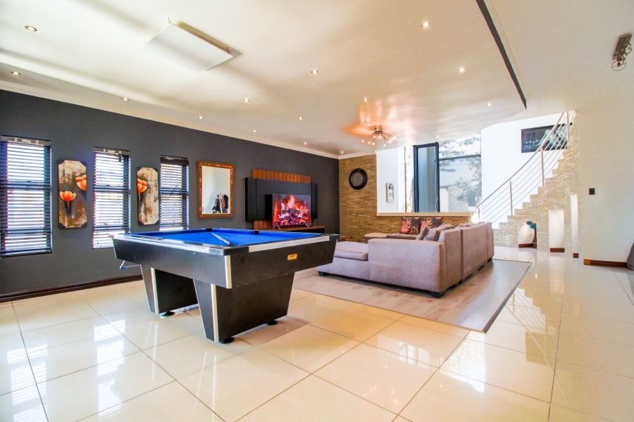 4 Bedroom Property for Sale in Copperleaf Estate Gauteng