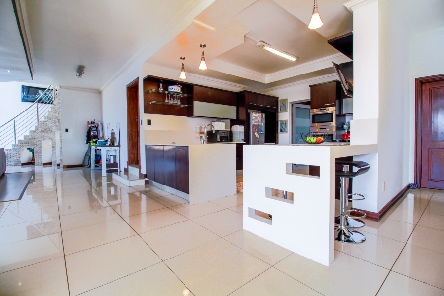 4 Bedroom Property for Sale in Copperleaf Estate Gauteng