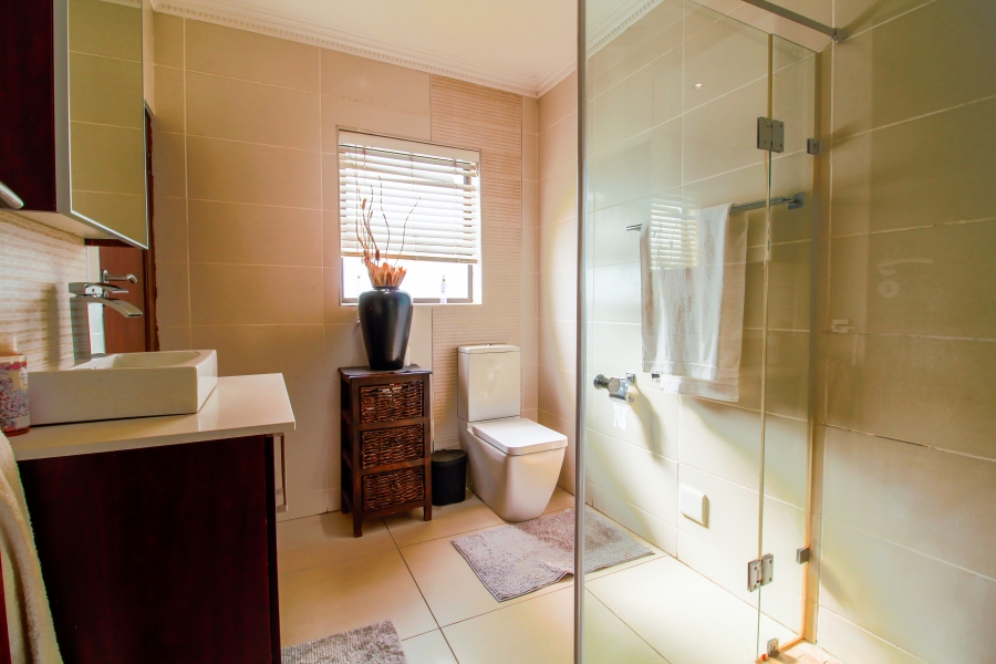 4 Bedroom Property for Sale in Copperleaf Estate Gauteng