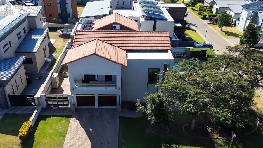 4 Bedroom Property for Sale in Copperleaf Estate Gauteng