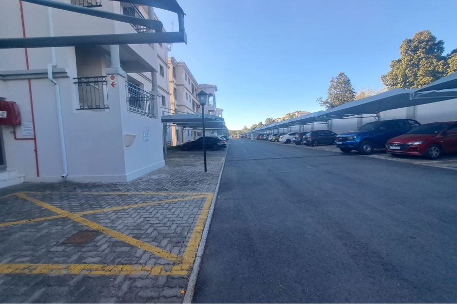 2 Bedroom Property for Sale in Noordwyk Gauteng