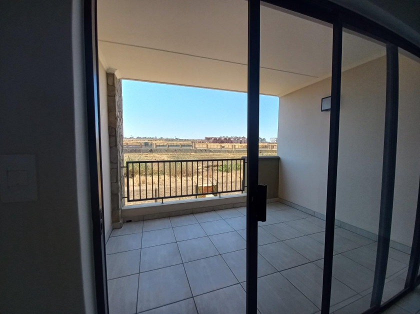 To Let 2 Bedroom Property for Rent in Waterfall Gauteng