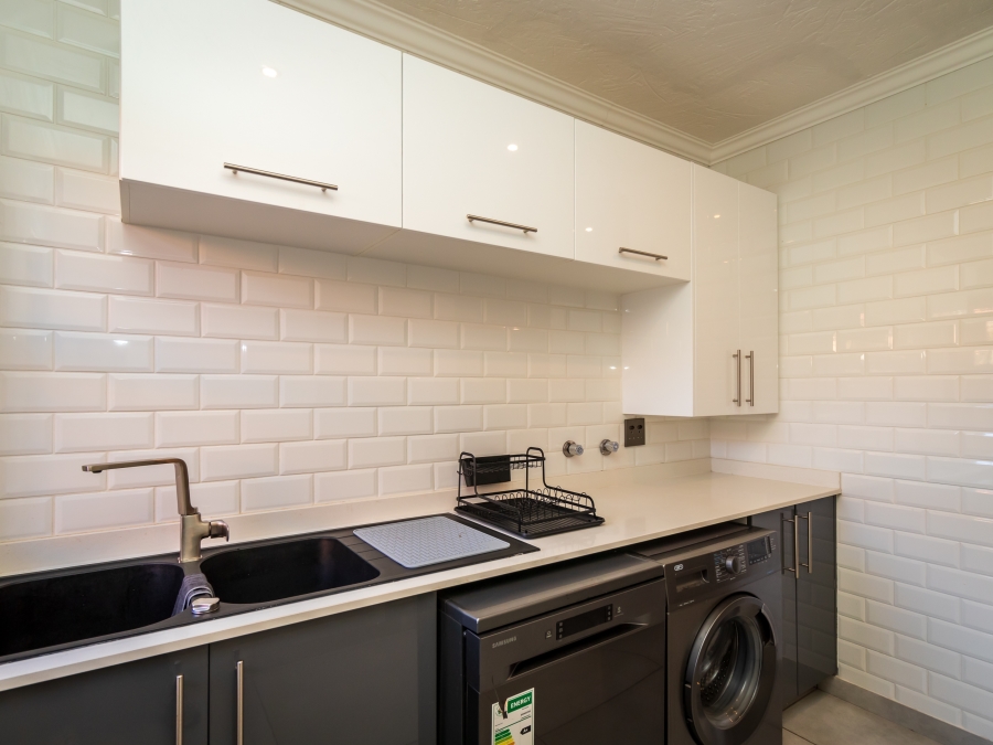 3 Bedroom Property for Sale in Honeydew Gauteng