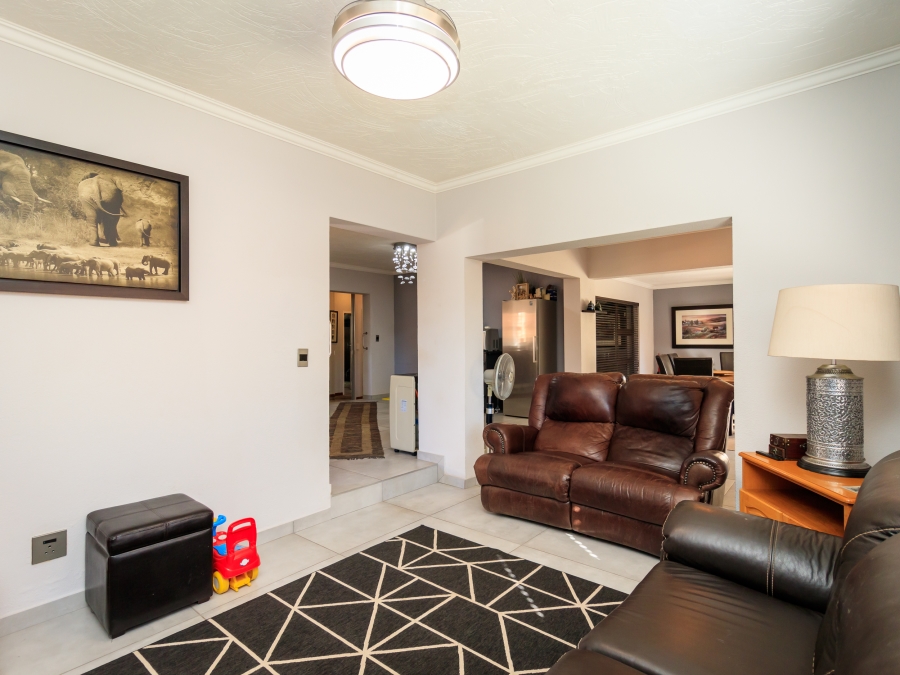 3 Bedroom Property for Sale in Honeydew Gauteng