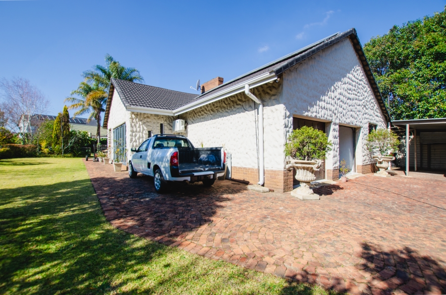 4 Bedroom Property for Sale in Parkrand Gauteng