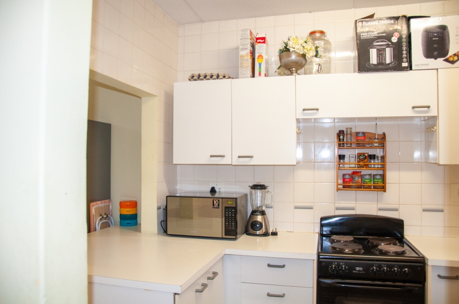 2 Bedroom Property for Sale in Buccleuch Gauteng