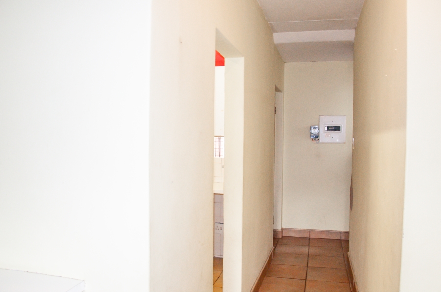 2 Bedroom Property for Sale in Buccleuch Gauteng