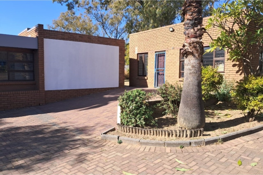 0 Bedroom Property for Sale in Vorna Valley Gauteng