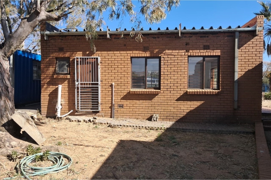 0 Bedroom Property for Sale in Vorna Valley Gauteng