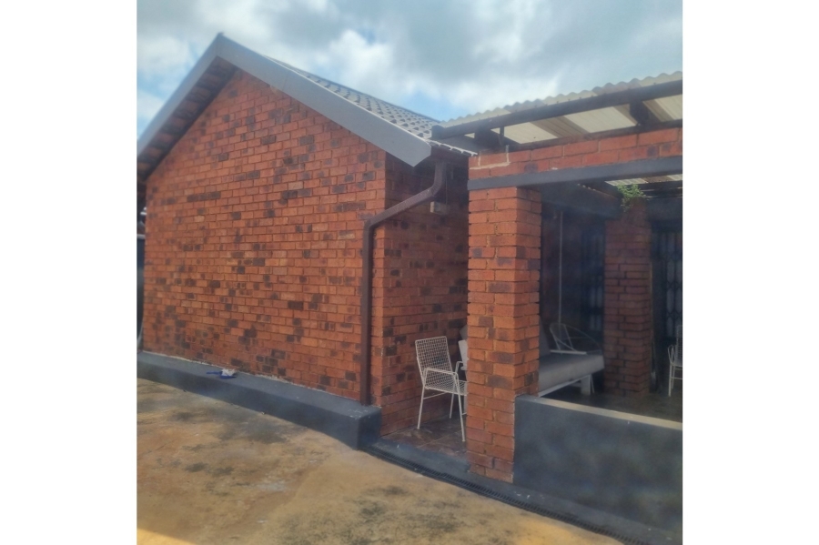 3 Bedroom Property for Sale in Mmesi Park Gauteng