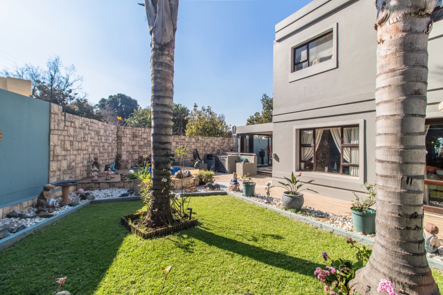 3 Bedroom Property for Sale in Bedfordview Gauteng