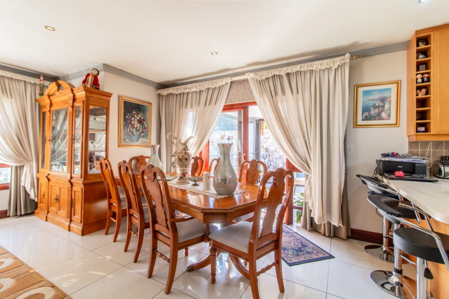3 Bedroom Property for Sale in Bedfordview Gauteng