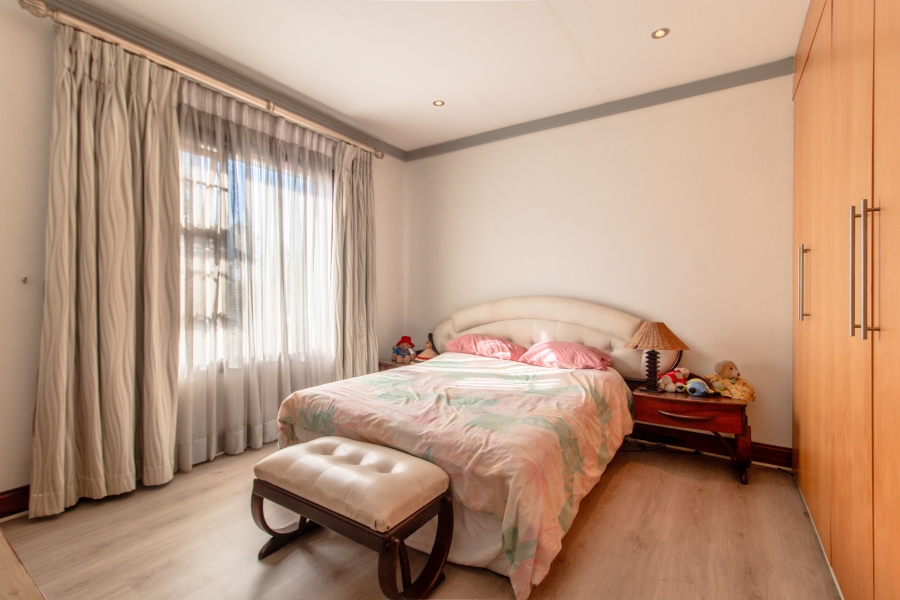 3 Bedroom Property for Sale in Bedfordview Gauteng