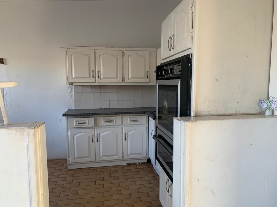 To Let 5 Bedroom Property for Rent in Leondale Gauteng