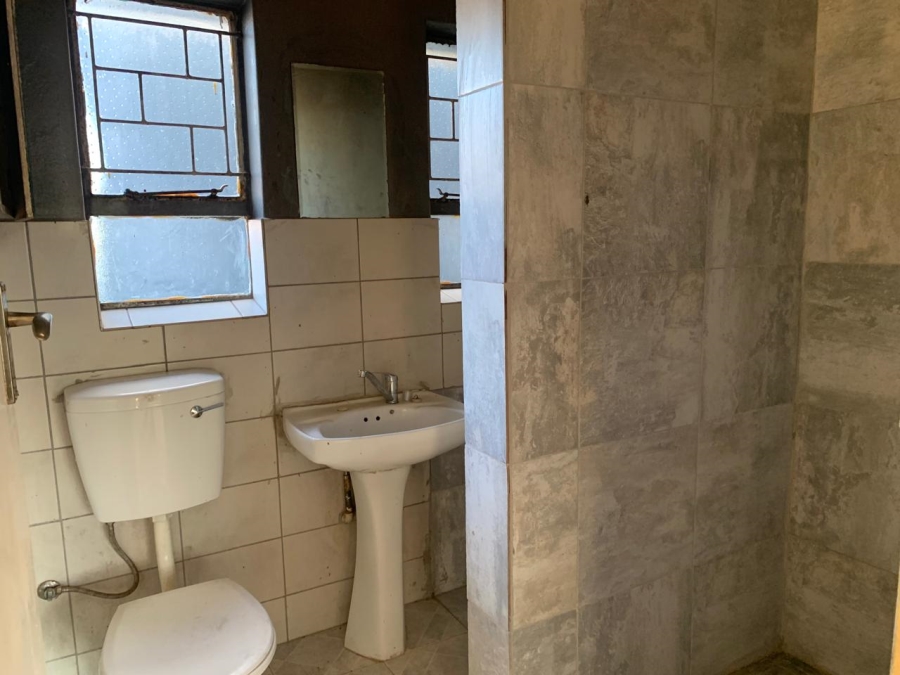 To Let 5 Bedroom Property for Rent in Leondale Gauteng