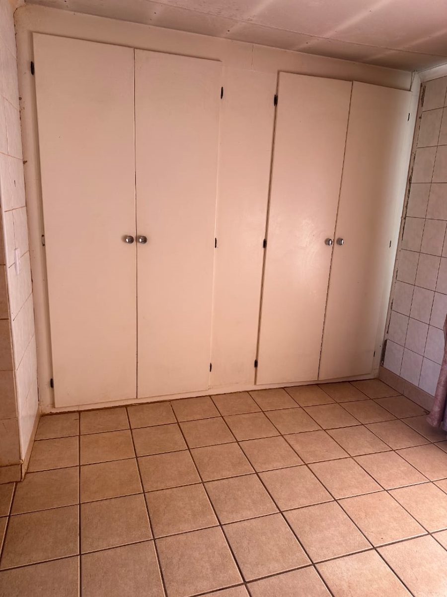 2 Bedroom Property for Sale in The Orchards Gauteng