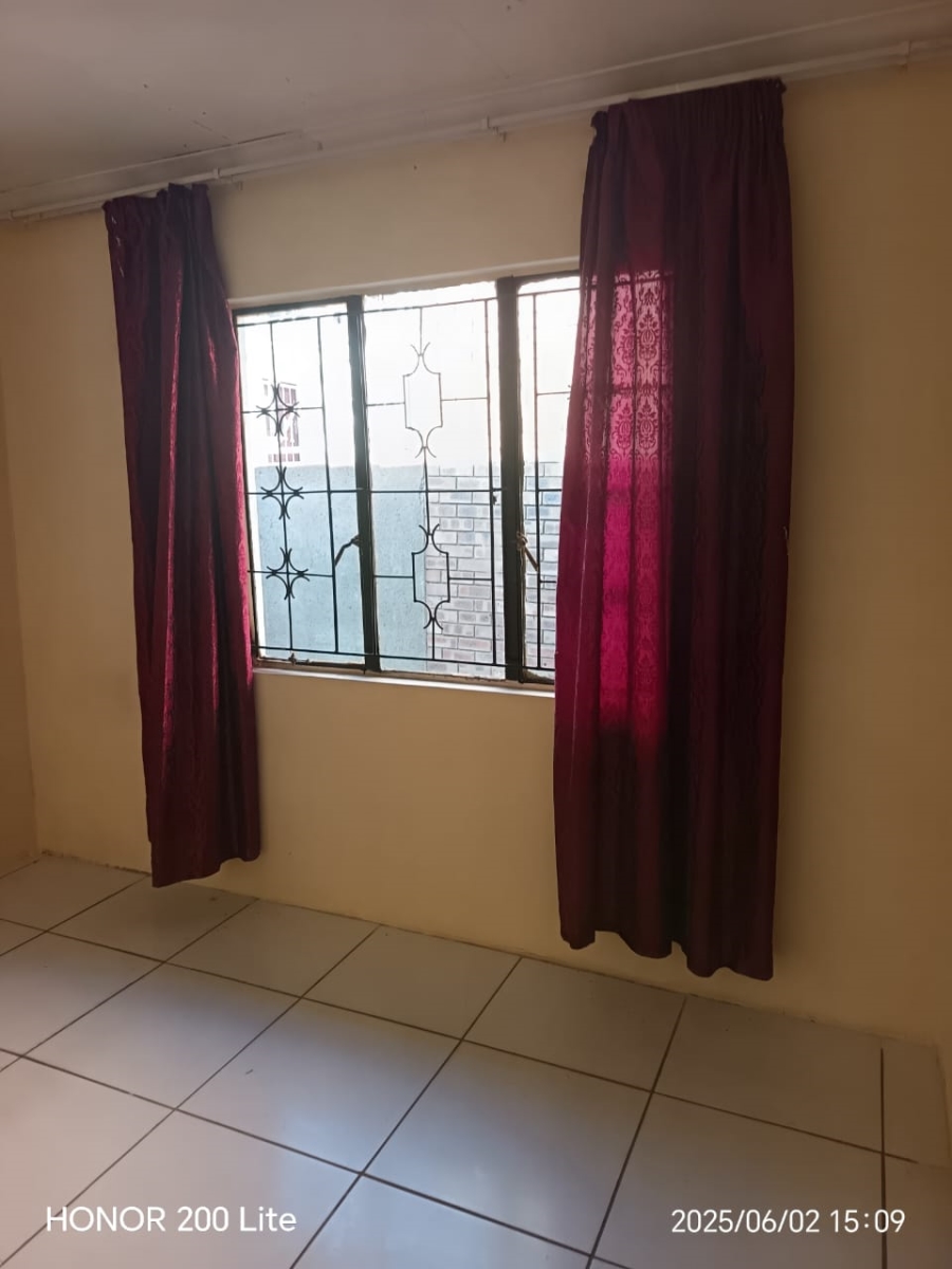 2 Bedroom Property for Sale in The Orchards Gauteng