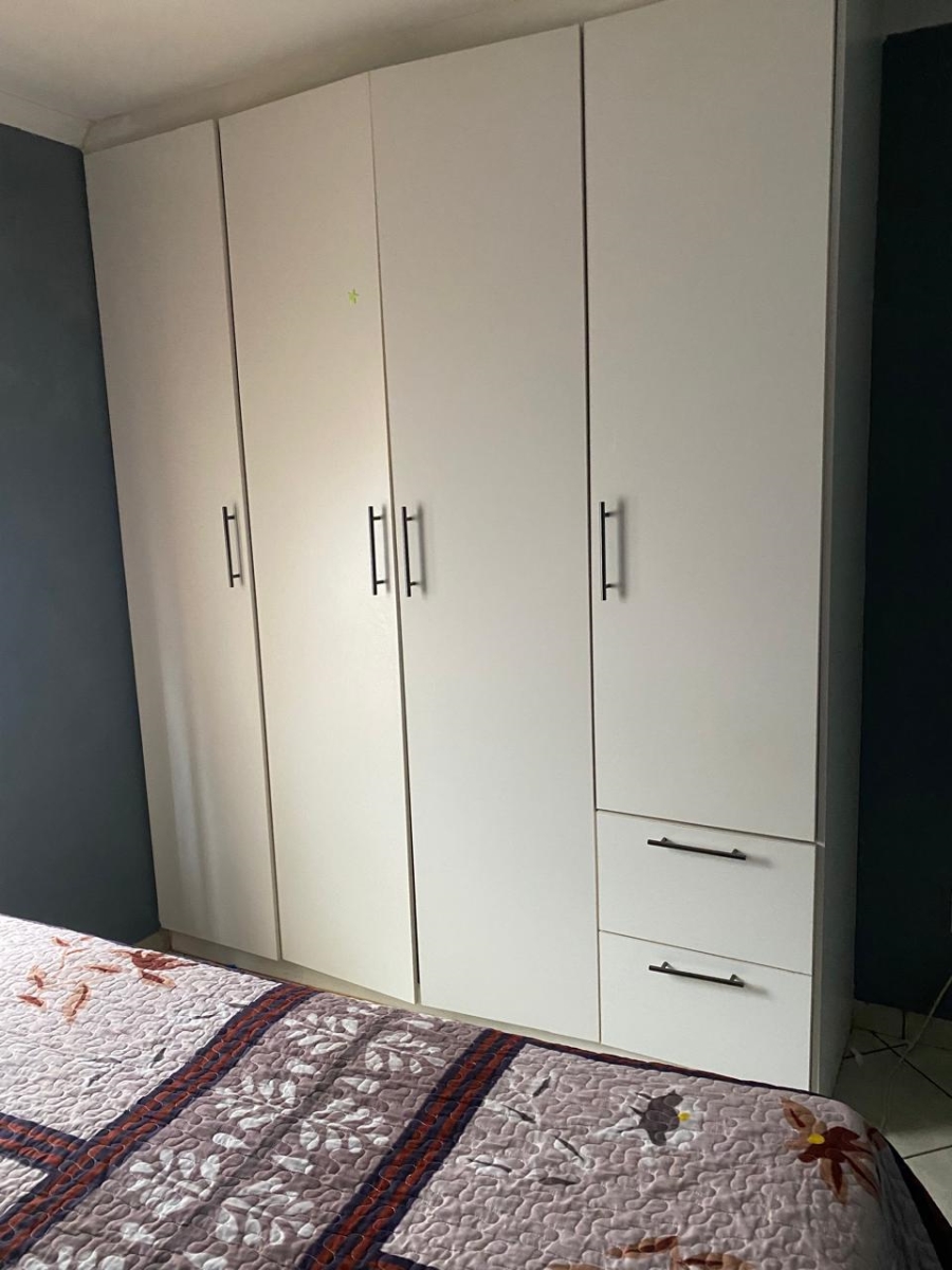 2 Bedroom Property for Sale in The Orchards Gauteng