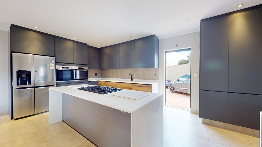 3 Bedroom Property for Sale in Bartlett Gauteng