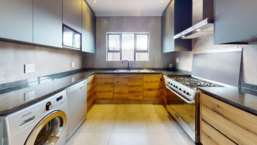 3 Bedroom Property for Sale in Bartlett Gauteng