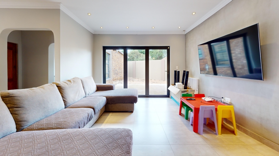3 Bedroom Property for Sale in Bartlett Gauteng